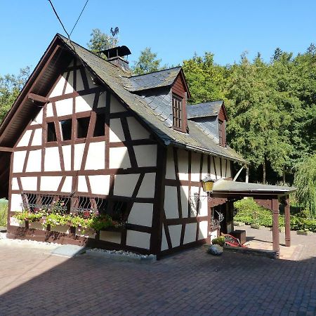 Weisel Gastehaus Eponadaヴィラ エクステリア 写真