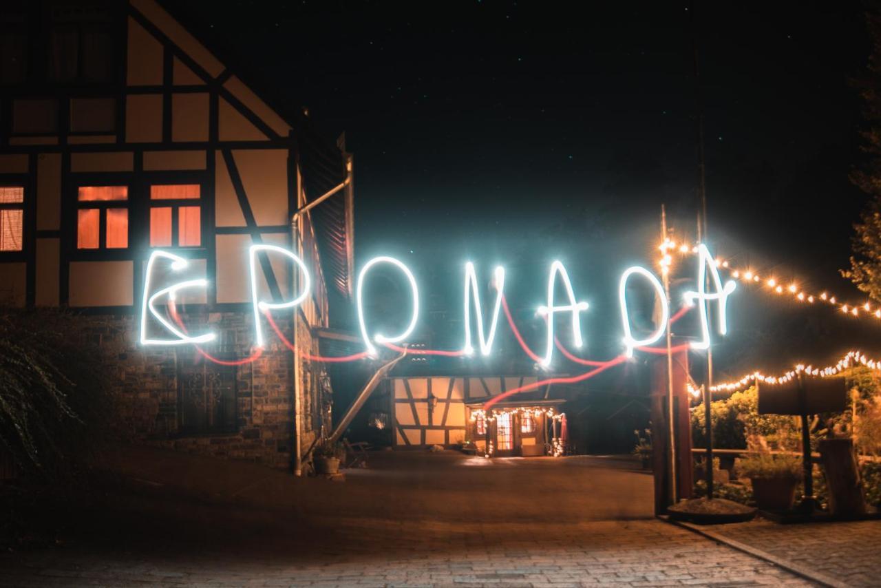 Weisel Gastehaus Eponadaヴィラ エクステリア 写真